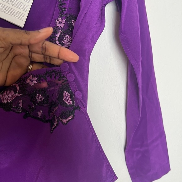 La Perla Castle Garden Wrap-Effect Embellished Stretch Silk Top - Picture 6 of 9